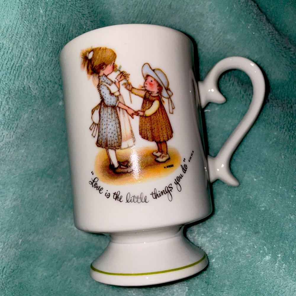 Vintage Holly Hobby mug in pristine condition, 1973